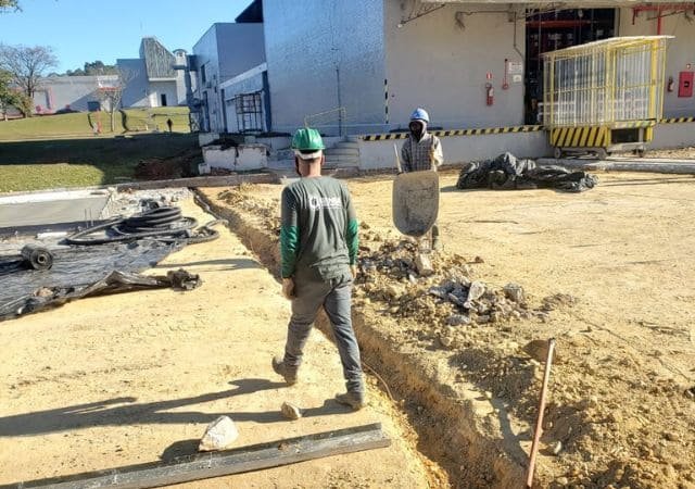 construtora obras industriais renner 2